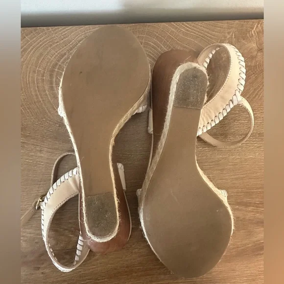 Jack Rogers Cream Leather Wedge Sandals with Whipstitch Trim Size 8.5 - Picture 6 of 7